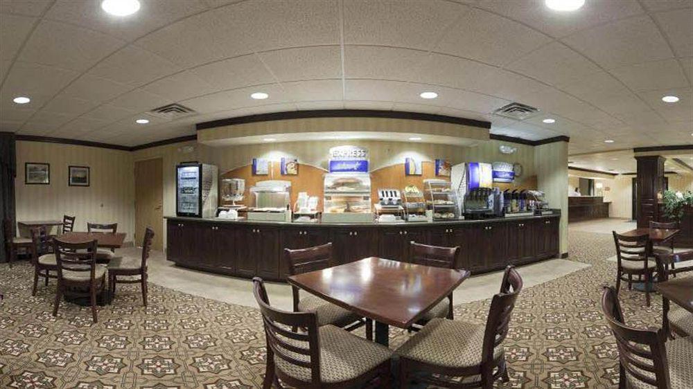 Holiday Inn Express Greensburg By Ihg Esterno foto