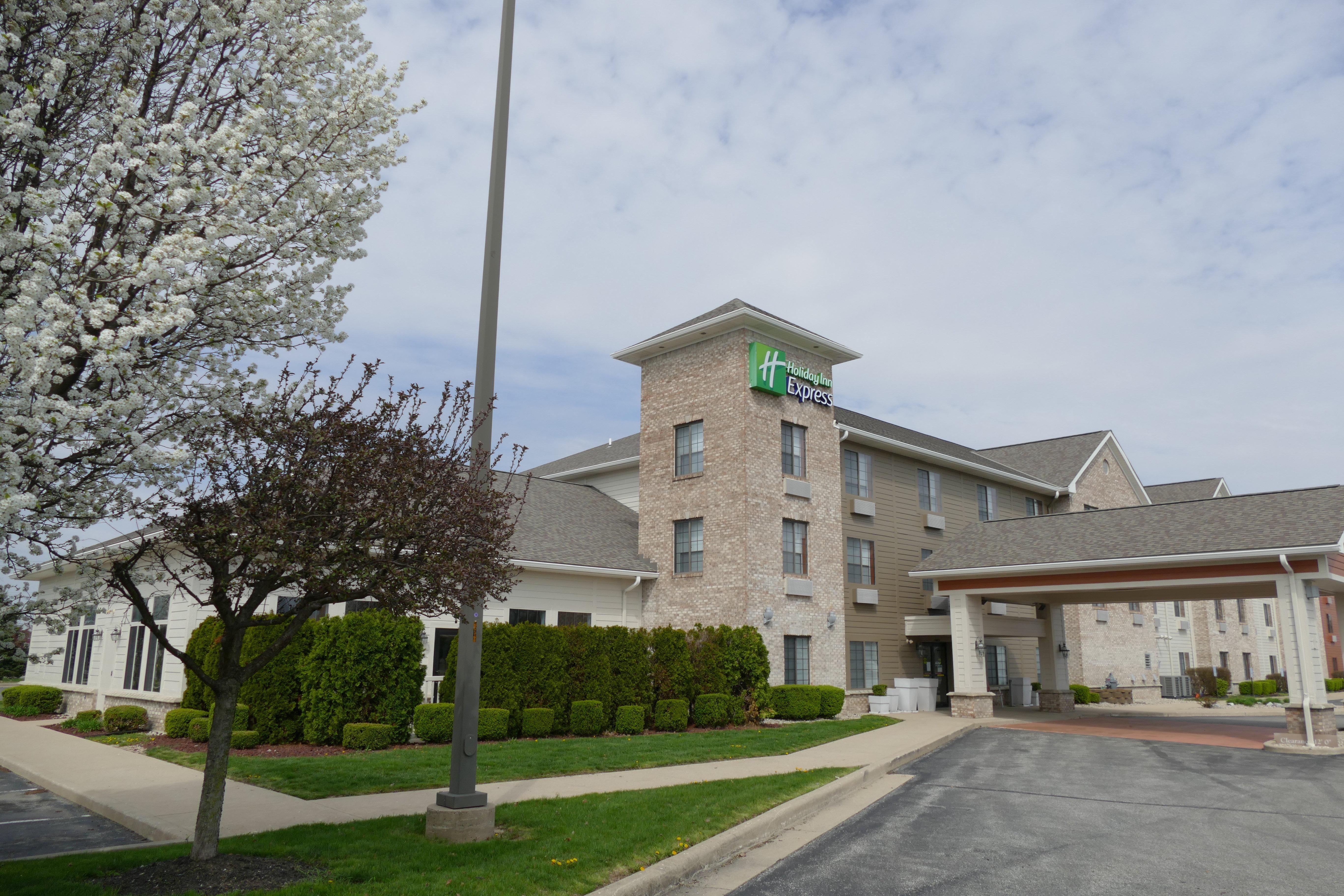 Holiday Inn Express Greensburg By Ihg Esterno foto