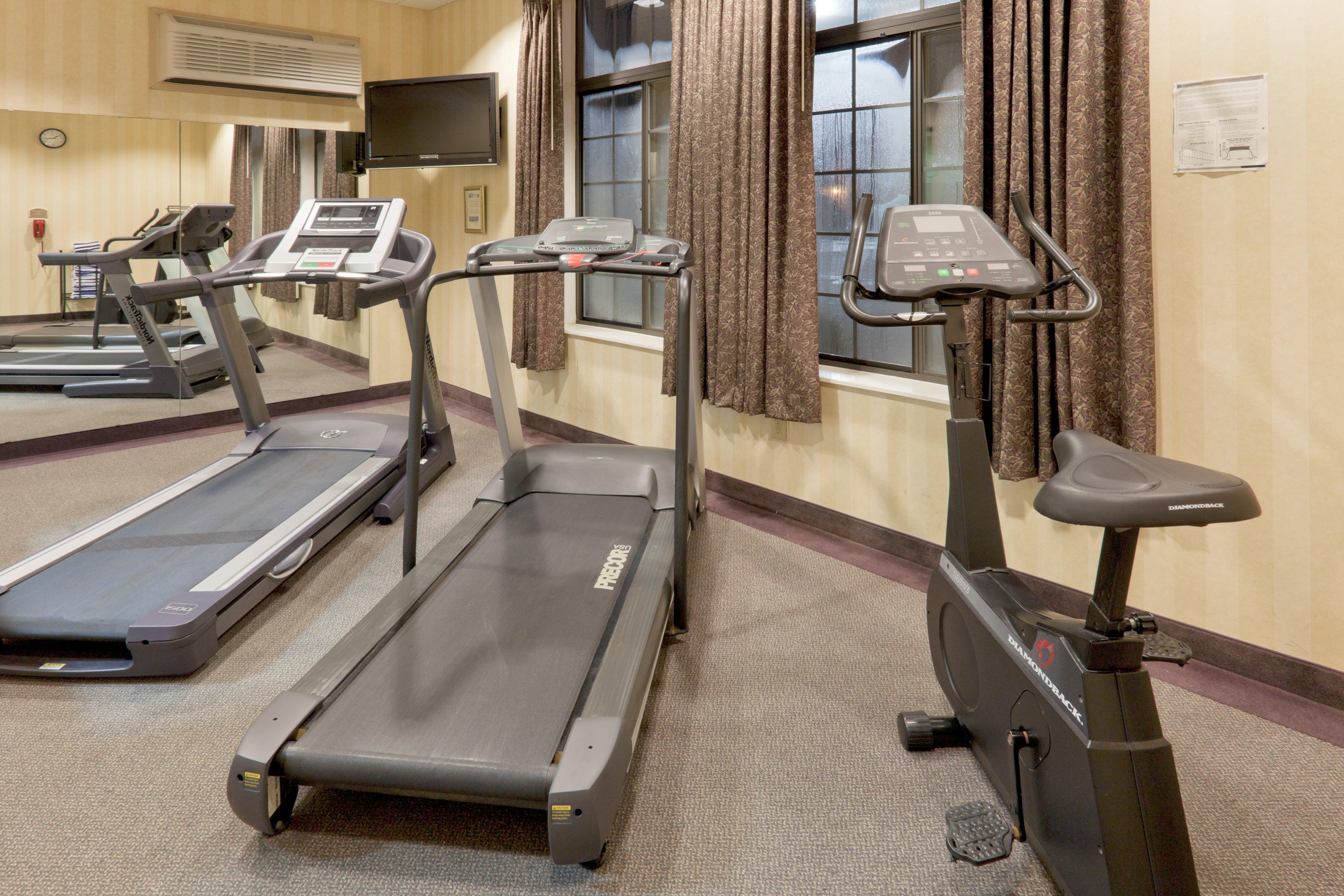 Holiday Inn Express Greensburg By Ihg Esterno foto