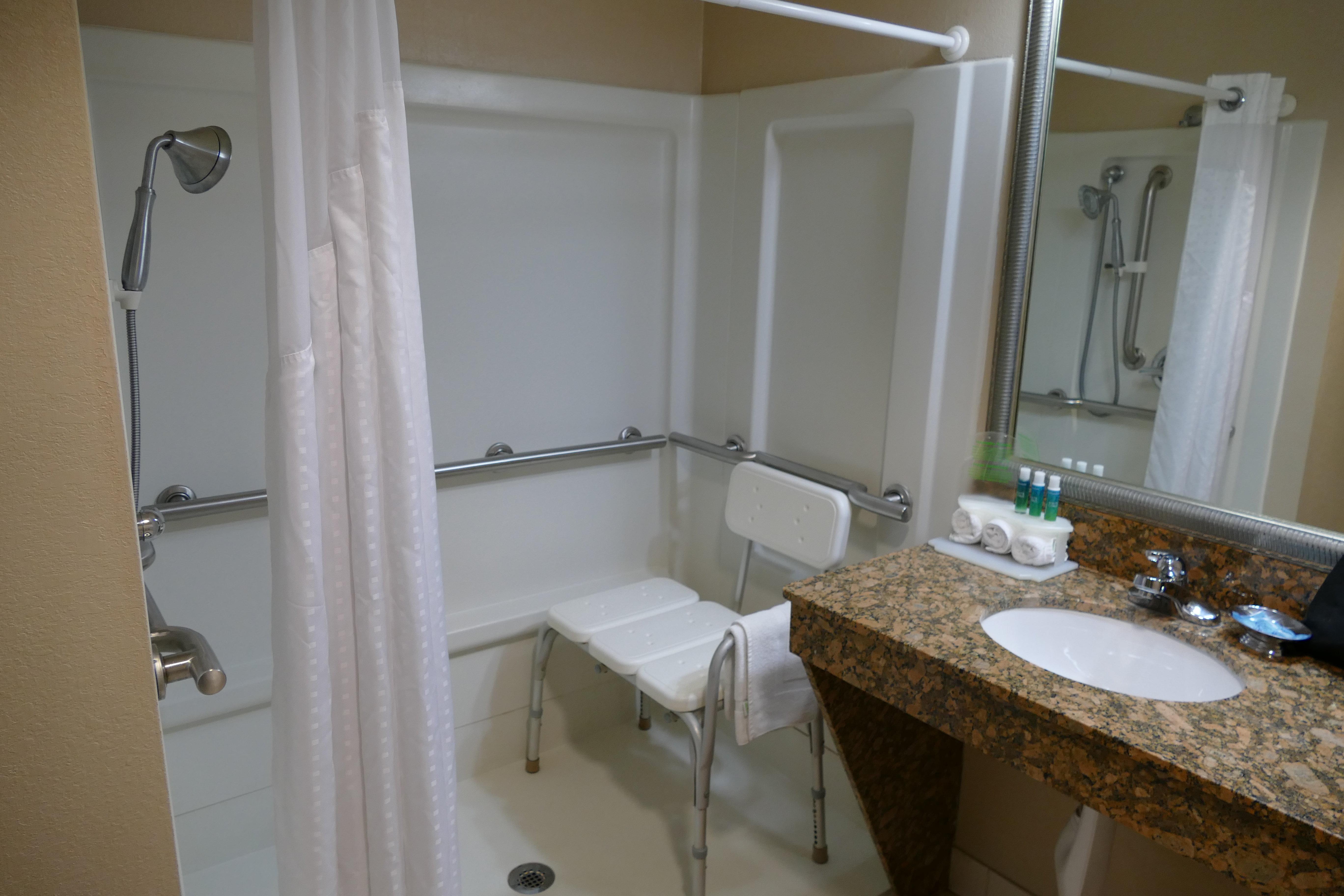 Holiday Inn Express Greensburg By Ihg Esterno foto