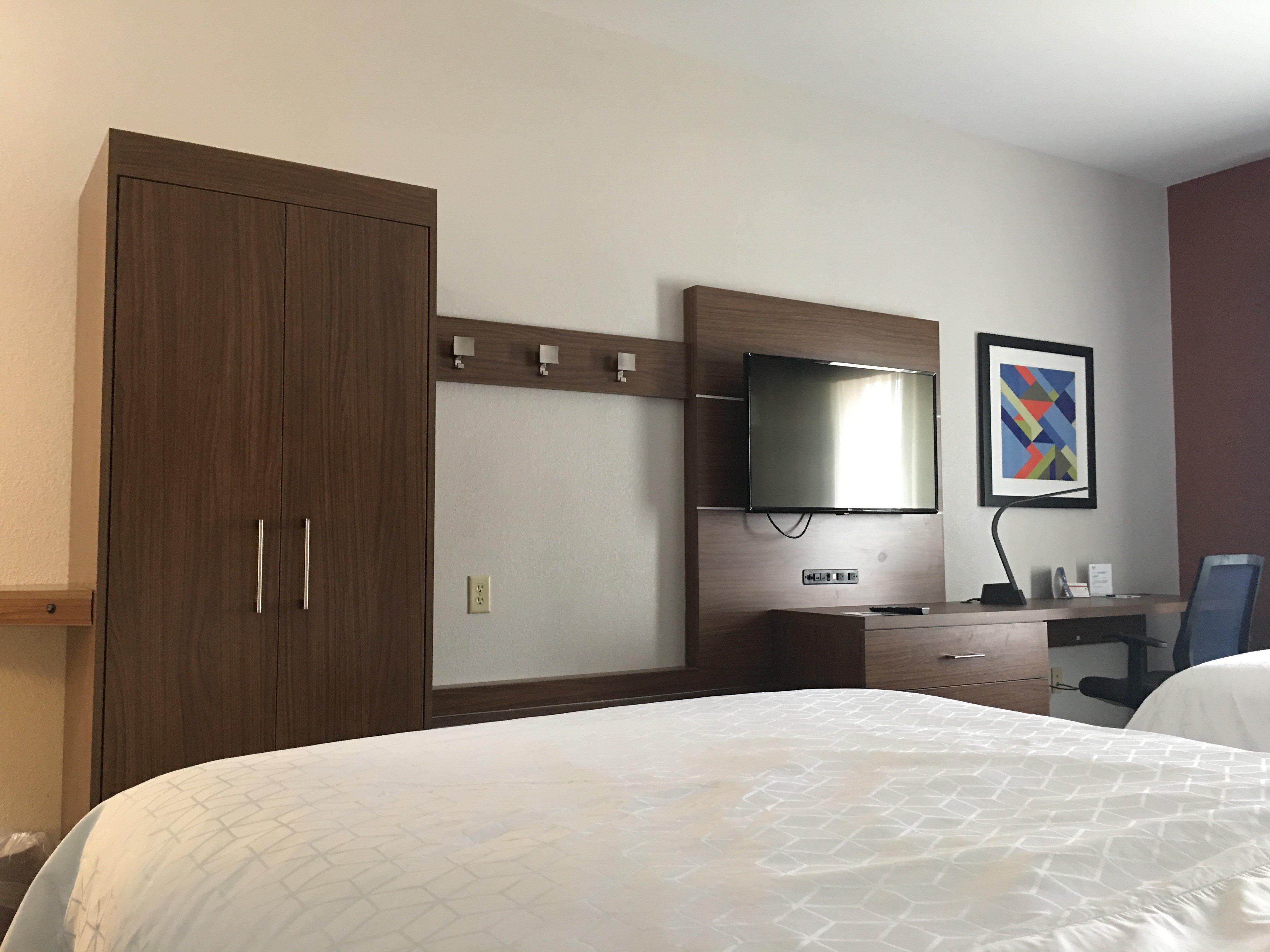 Holiday Inn Express Greensburg By Ihg Esterno foto