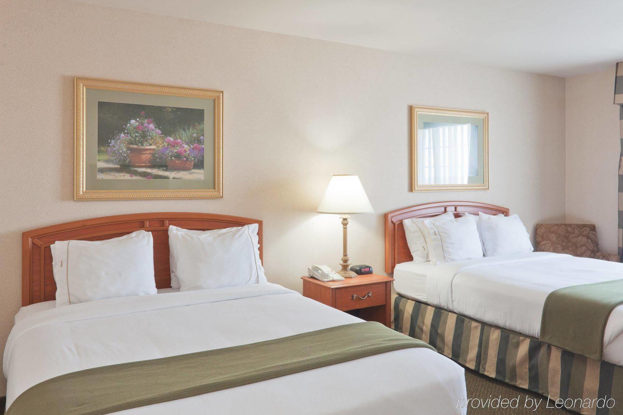 Holiday Inn Express Greensburg By Ihg Camera foto